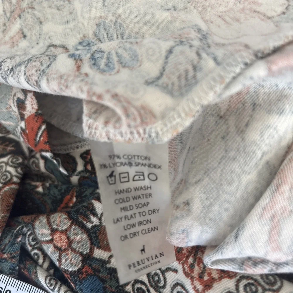 Peruvian Connection Womens Shift Dress Small Floral Pleated Pockets Stretch Boho - Picture 9 of 9